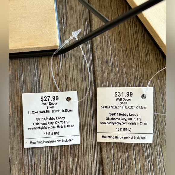 Hexagon Shelves - Picture 3 of 7